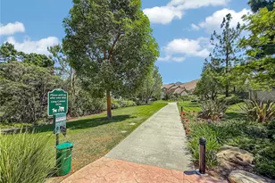 128 Laurel Ridge Dr, Simi Valley, CA 93065 - Photo 37
