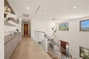 23262 Gonzales Dr, Woodland Hills, CA 91367 - Photo 39