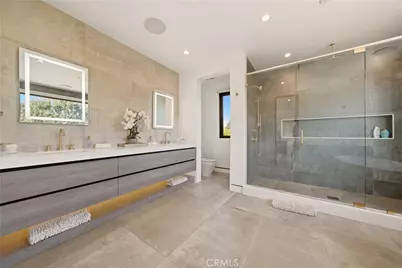 23262 Gonzales Drive, Woodland Hills, CA 91367 - Photo 49