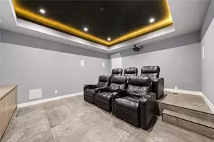 23262 Gonzales Dr, Woodland Hills, CA 91367 - Photo 33