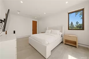 23262 Gonzales Dr, Woodland Hills, CA 91367 - Photo 41