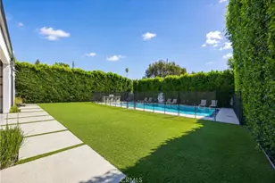 23262 Gonzales Dr, Woodland Hills, CA 91367 - Photo 55