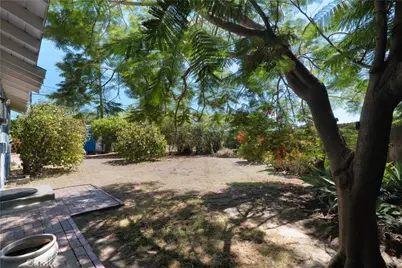 14766 Kingsbury Street, Mission Hills (San Fernando), CA 91345 - Photo 31