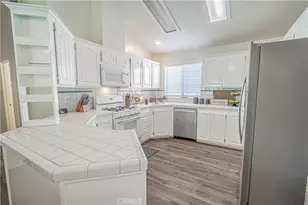 20160 Summit View Dr, Canyon Country, CA 91351 - Photo 13