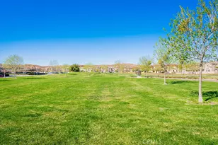 28565 Herrera St, Valencia, CA 91354 - Photo 47