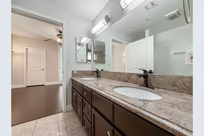 4724 Kester #109, Sherman Oaks, CA 91403 - Photo 19