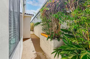 4724 Kester, Sherman Oaks, CA 91403 - Photo 37