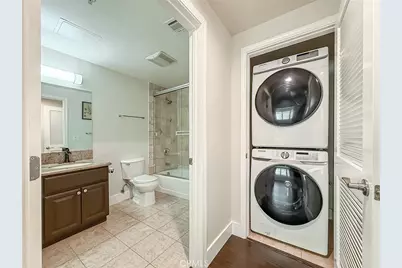 4724 Kester #109, Sherman Oaks, CA 91403 - Photo 29