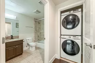 4724 Kester, Sherman Oaks, CA 91403 - Photo 29