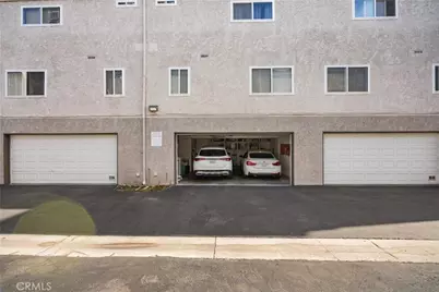18333 Hatteras #6, Tarzana, CA 91356 - Photo 33