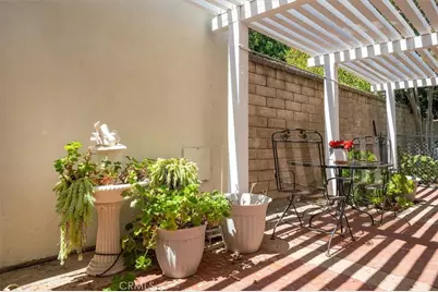 23533 Via Castanet, Valencia, CA 91355 - Photo 27