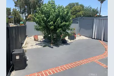 8214 Shirley, Los Angeles, CA 91335 - Photo 15