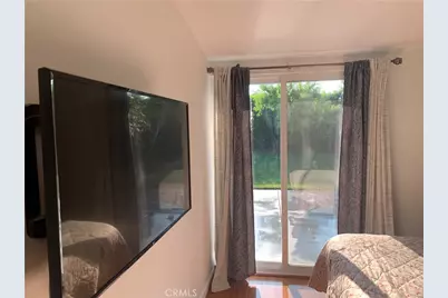 8214 Shirley, Los Angeles, CA 91335 - Photo 11
