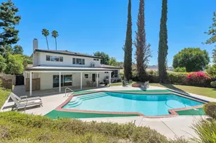 22445 Dardenne, Calabasas, CA 91302 - Photo 35