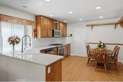 20551 Caitlin Lane, Saugus, CA 91350 - Photo 11