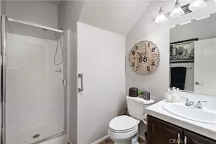 29944 Shadow Pl, Castaic, CA 91384 - Photo 11