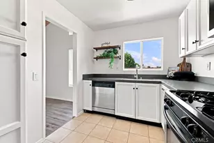 18350 Hatteras, Tarzana, CA 91356 - Photo 11