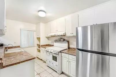 12319 Thelma Street, Los Angeles, CA 91352 - Photo 3
