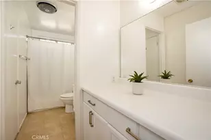 26807 Cir of the Oaks, Newhall, CA 91321 - Photo 13