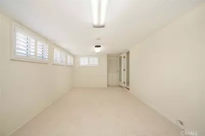 26807 Circle Of The Oaks, Newhall, CA 91321 - Photo 19