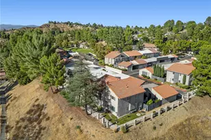 26853 Avenida Terraza, Saugus, CA 91350 - Photo 31