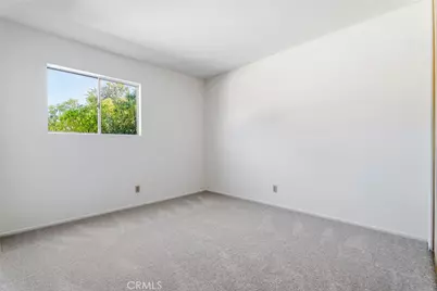 26853 Avenida Terraza, Saugus, CA 91350 - Photo 17