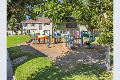 26853 Avenida Terraza, Saugus, CA 91350 - Photo 35