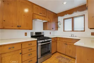 6438 Orion Ave, Van Nuys, CA 91406 - Photo 11