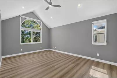 25906 Bellis Drive, Valencia, CA 91355 - Photo 19