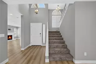 25906 Bellis Dr, Valencia, CA 91355 - Photo 17
