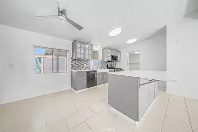 2545 E Avenue I #17, Lancaster, CA 93535 - Photo 13