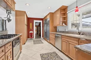 16834 Hiawatha St, Granada Hills, CA 91344 - Photo 13