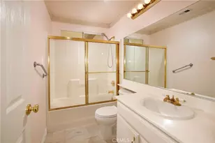 19707 Sky View Ct, Canyon Country, CA 91351 - Photo 15