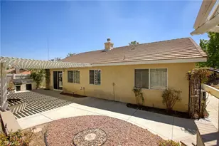 19707 Sky View Ct, Canyon Country, CA 91351 - Photo 17