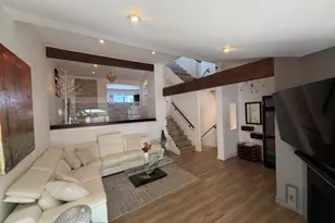 21545 Erwin, Canoga Park, CA 91367 - Photo 3