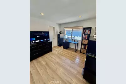 21545 Erwin #105, Canoga Park, CA 91367 - Photo 15