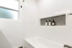 23046 W Saticoy St, West Hills, CA 91304 - Photo 15