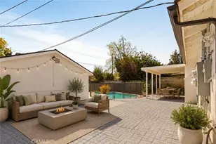 23046 W Saticoy St, West Hills, CA 91304 - Photo 17
