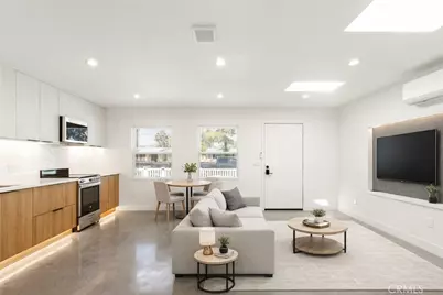 23046 W Saticoy Street, West Hills, CA 91304 - Photo 21