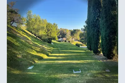 20042 Avenue Of The Oaks, Newhall, CA 91321 - Photo 33