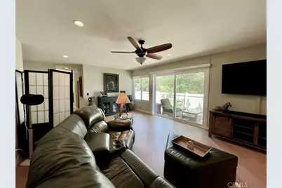 20042 Avenue Of The Oaks, Newhall, CA 91321 - Photo 17
