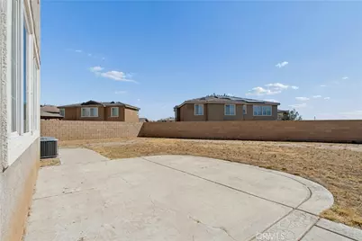 39294 Butler, Palmdale, CA 93551 - Photo 47