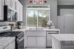 42031 Crestland, Lancaster, CA 93536 - Photo 13