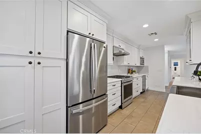 6459 Aldea Avenue, Lake Balboa, CA 91406 - Photo 5