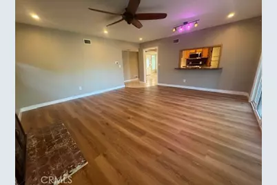 11116 Woodley, Granada Hills, CA 91344 - Photo 7
