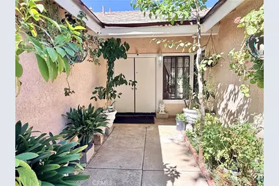37913 Janus, Palmdale, CA 93550 - Photo 3