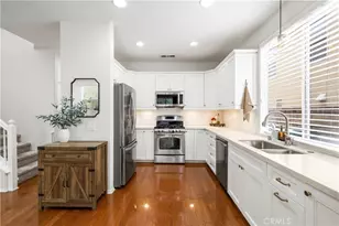 28380 Mayfair Dr, Valencia, CA 91354 - Photo 5
