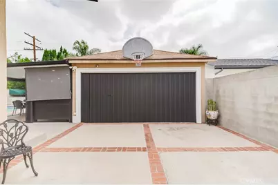 6620 Costello Avenue, Van Nuys, CA 91405 - Photo 7
