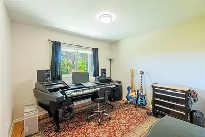 21902 Grovepark Drive, Saugus, CA 91350 - Photo 11