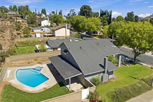 23002 La Granja, Valencia, CA 91354 - Photo 53